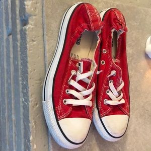 Red size 9 women’s Converse